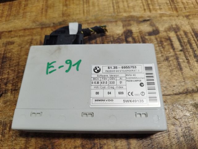 bontott BMW 3 E91 Kulcs Nélküli Nyitás Jeladó