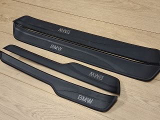 bontott BMW 3 E91 Küszöb Díszléc Szett