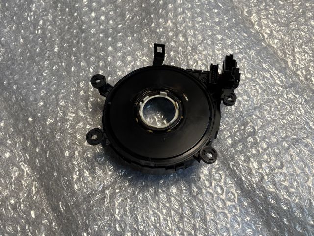 bontott BMW 3 E91 Légzsák Átvezető Szalagkábel