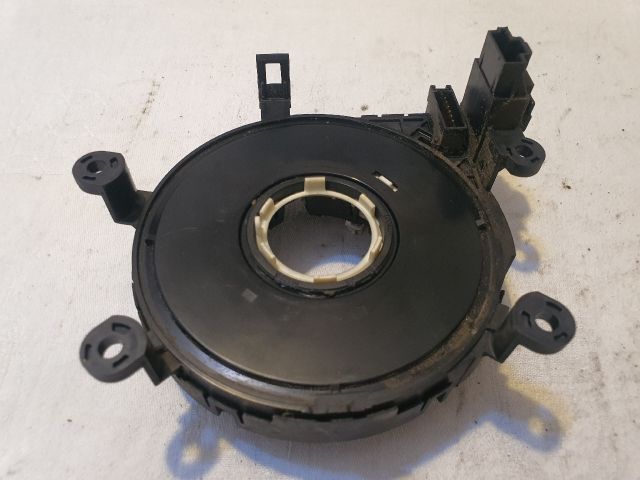 bontott BMW 3 E91 Légzsák Átvezető Szalagkábel