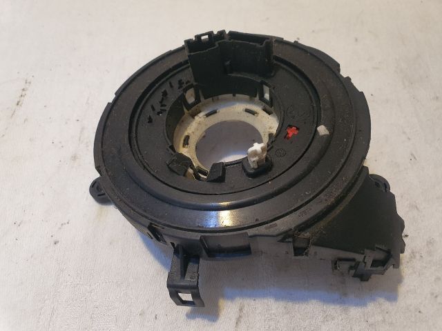 bontott BMW 3 E91 Légzsák Átvezető Szalagkábel