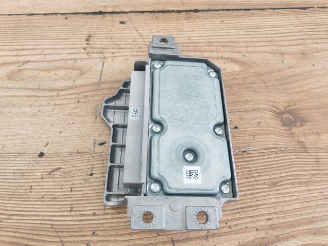 bontott BMW 3 E91 Légzsák Elektronika