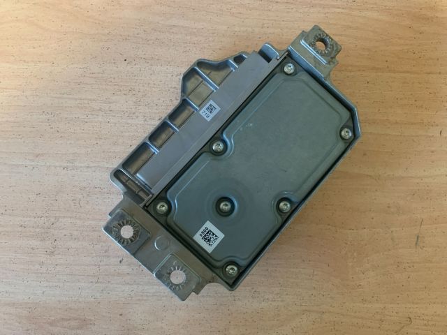 bontott BMW 3 E91 Légzsák Elektronika