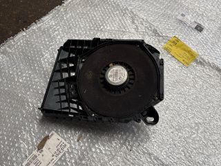 bontott BMW 3 E91 Mélynyomó Hangszóró