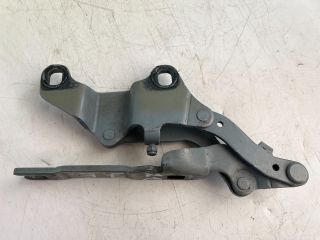 bontott BMW 3 E91 Motorháztető Jobb Zsanér