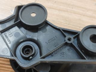 bontott BMW 3 E91 Motorháztető Nyitó Kar / Gomb