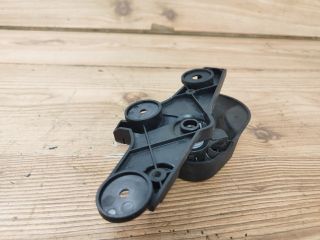 bontott BMW 3 E91 Motorháztető Nyitó Kar / Gomb