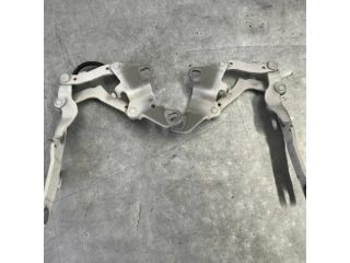 bontott BMW 3 E91 Motorháztető Zsanér Pár