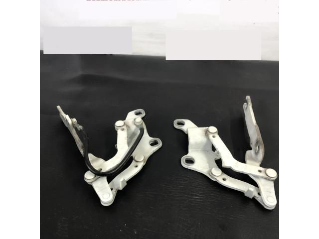 bontott BMW 3 E91 Motorháztető Zsanér Pár