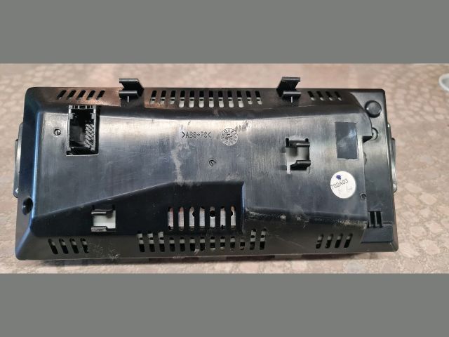 bontott BMW 3 E91 Multifunkciós Kijelző