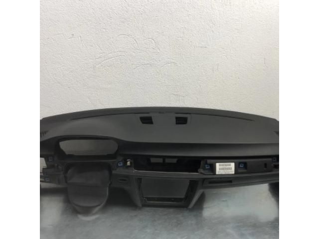 bontott BMW 3 E91 Műszerfal Héj