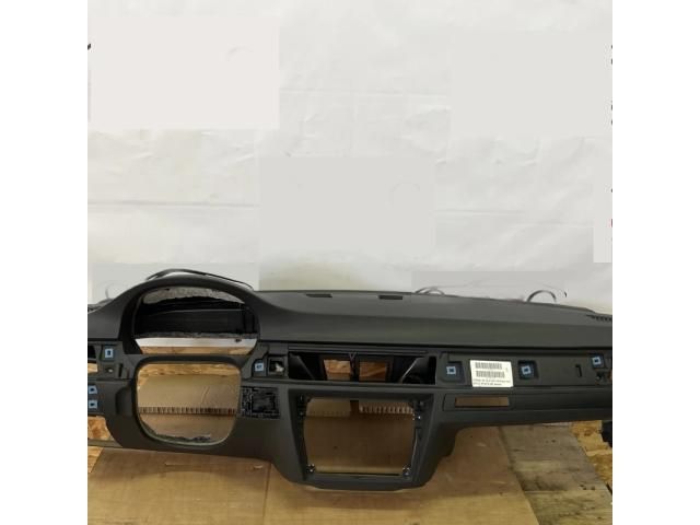 bontott BMW 3 E91 Műszerfal Héj