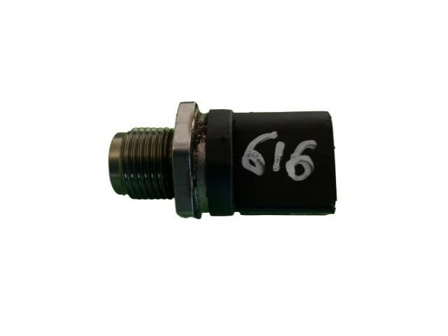 bontott BMW 3 E91 Nyomásszabályzó Szelep