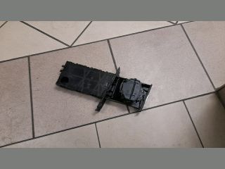 bontott BMW 3 E91 Pohártartó