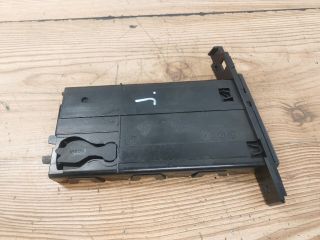 bontott BMW 3 E91 Pohártartó