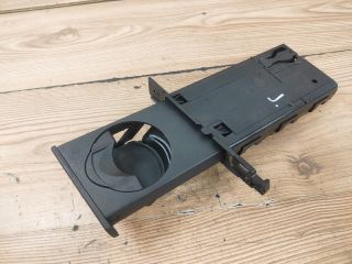 bontott BMW 3 E91 Pohártartó