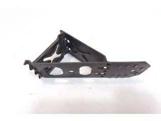 bontott BMW 3 E91 Pótkerék Rögzítő