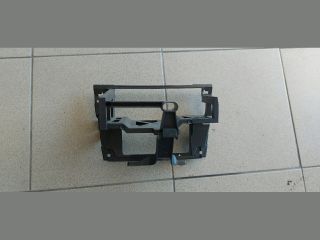 bontott BMW 3 E91 Rádió / CD Keret