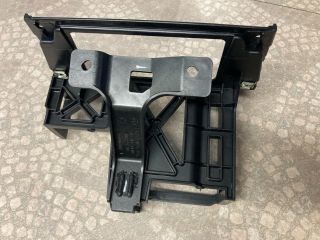 bontott BMW 3 E91 Rádió / CD Keret