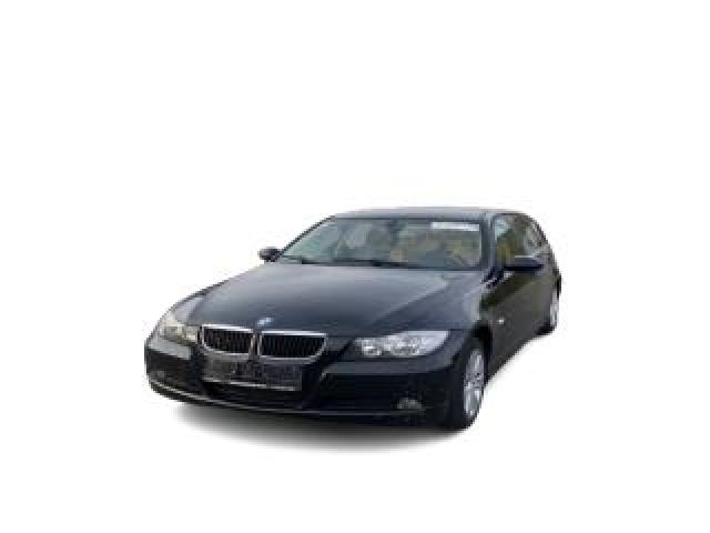 bontott BMW 3 E91 Szélvédő Takaró