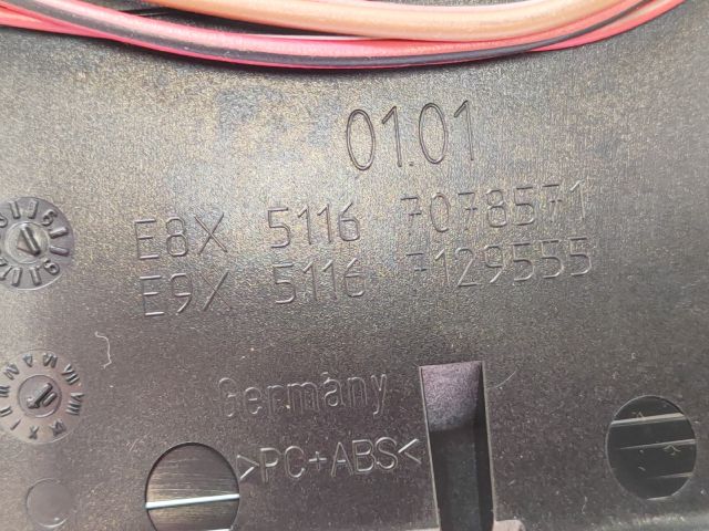 bontott BMW 3 E91 Szivargyújtó Aljzat