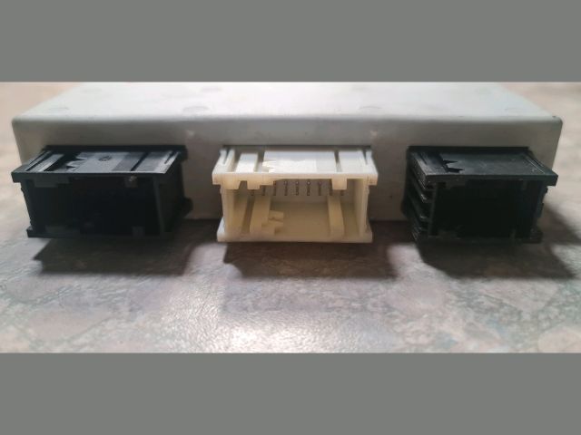 bontott BMW 3 E91 Tolatóradar Elektronika