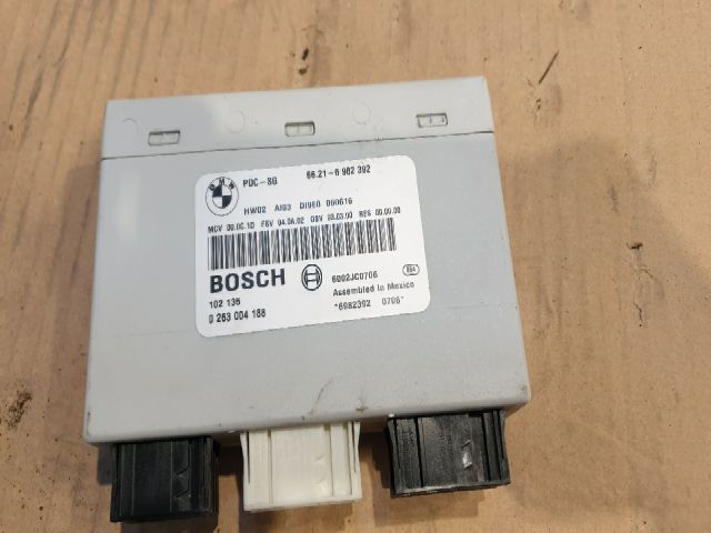 bontott BMW 3 E91 Tolatóradar Elektronika