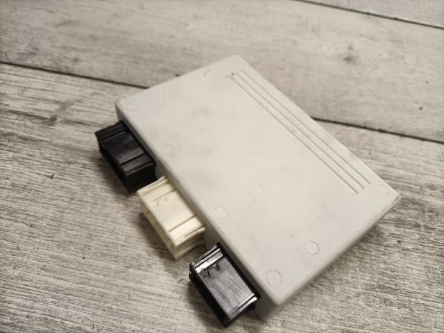 bontott BMW 3 E91 Tolatóradar Elektronika