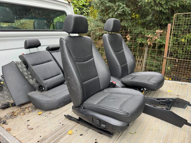 bontott BMW 3 E91 Ülés és Ajtókárpit Szett