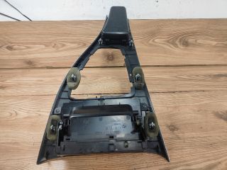 bontott BMW 3 E91 Váltókar Keret