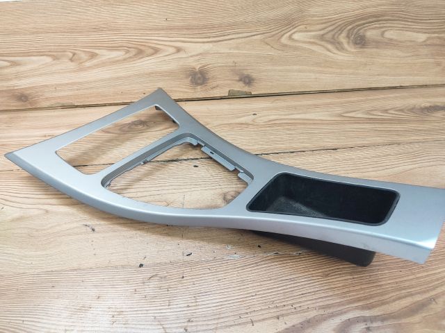 bontott BMW 3 E91 Váltókar Keret