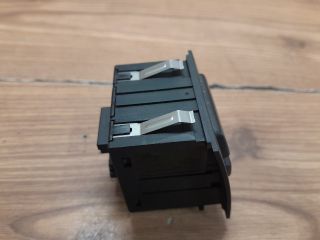 bontott BMW 3 E91 Vészvillogó Kapcsoló