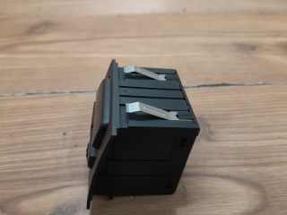 bontott BMW 3 E91 Vészvillogó Kapcsoló