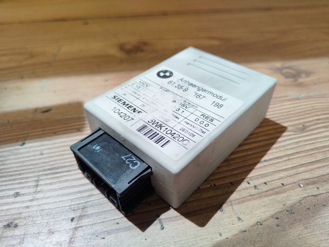 bontott BMW 3 E91 Vonóhorog Elektronika