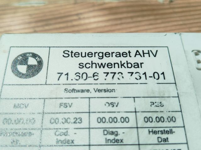 bontott BMW 3 E91 Vonóhorog Elektronika