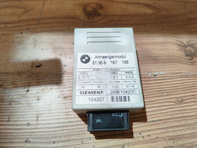 bontott BMW 3 E91 Vonóhorog Elektronika