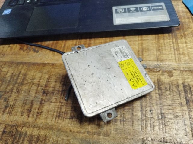 bontott BMW 3 E91 Xenon Trafó