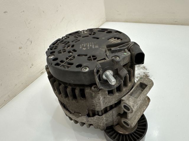 bontott BMW 3 E92 Generátor