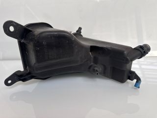 bontott BMW 3 E92 Kiegyenlítő Tartály