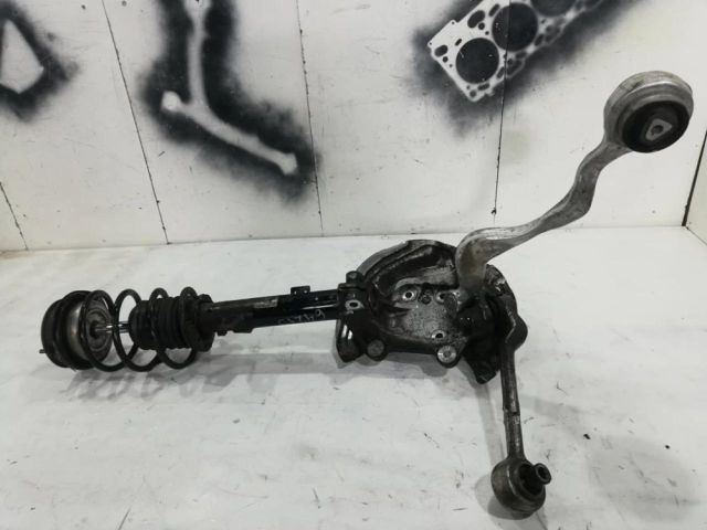 bontott BMW 3 E92 Bal első Csonkállvány