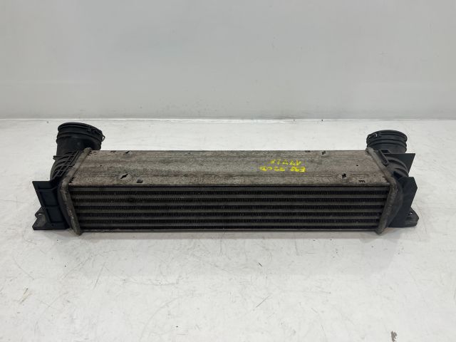 bontott BMW 3 E92 Intercooler