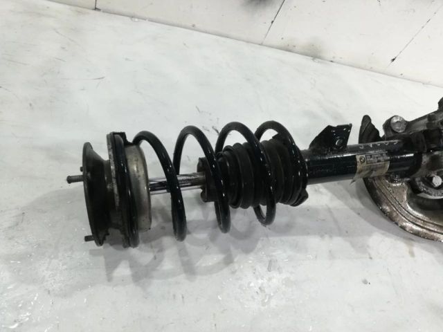 bontott BMW 3 E92 Jobb első Csonkállvány