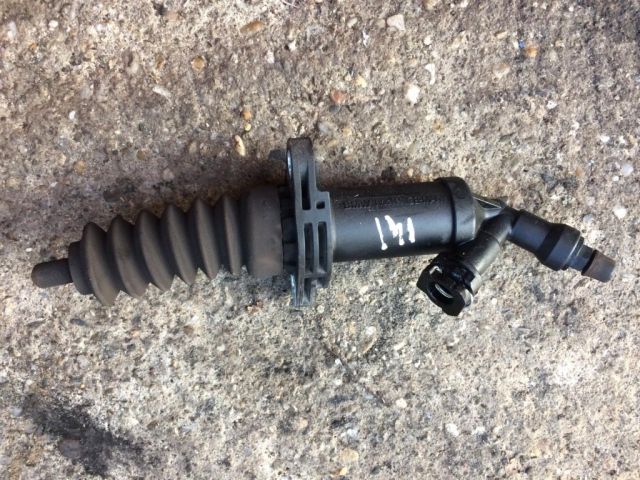 bontott BMW 3 E92 Kuplung Munkahenger