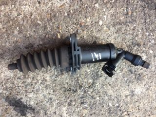 bontott BMW 3 E92 Kuplung Munkahenger