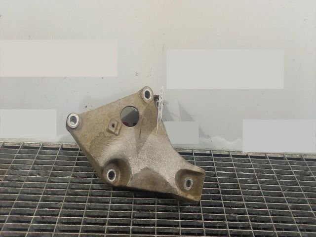 bontott BMW 3 E92 Motor Tartó Bak Bal