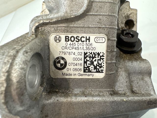 bontott BMW 3 E92 Nagynyomású Szivattyú