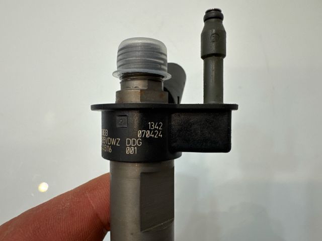 bontott BMW 3 E92 Porlasztó (1 db)