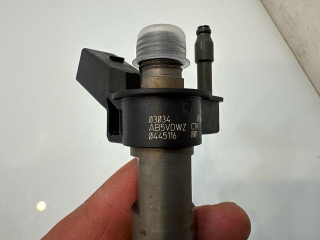 bontott BMW 3 E92 Porlasztó (1 db)