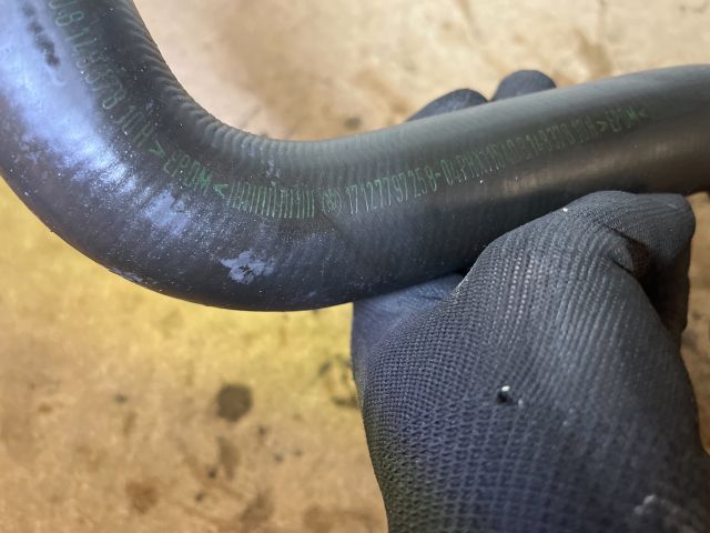 bontott BMW 3 E92 Vízcső