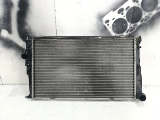 bontott BMW 3 E92 Vízhűtő Radiátor (Nem klímás)
